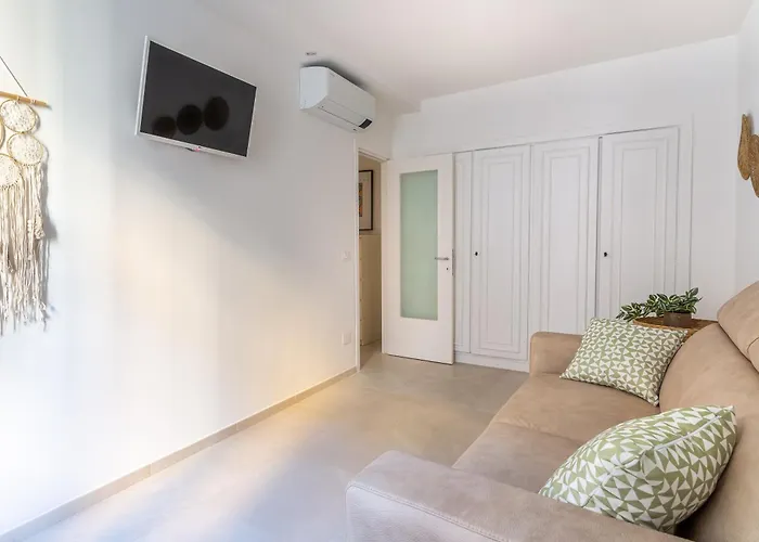 Iflat New Cozy Retreat Near The Colosseum Roma